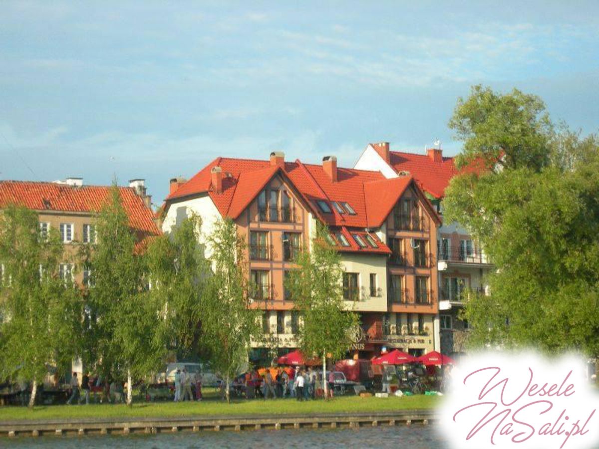 Apartamenty i Restauracja Janus, Ełk